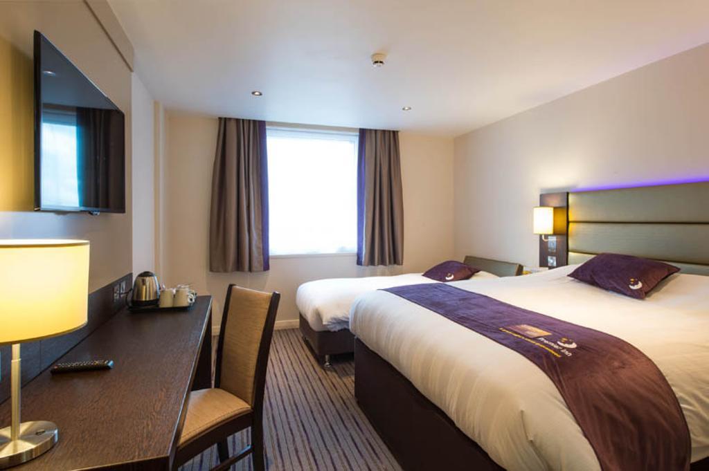 Premier Inn Southampton West Ower Kültér fotó