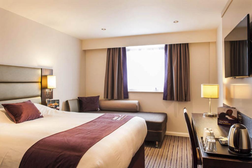 Premier Inn Southampton West Ower Kültér fotó